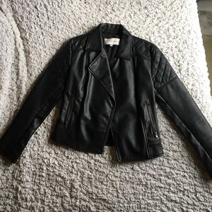Cupcakes and Cashmere - leather jacket size xs